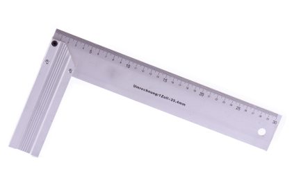 Úhelník hliník 30cm