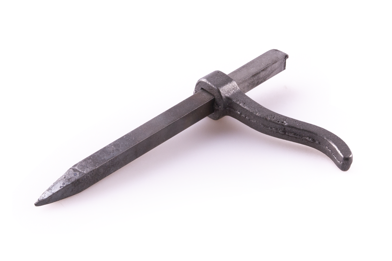 Skoba kovaná hranatá 8/145mm